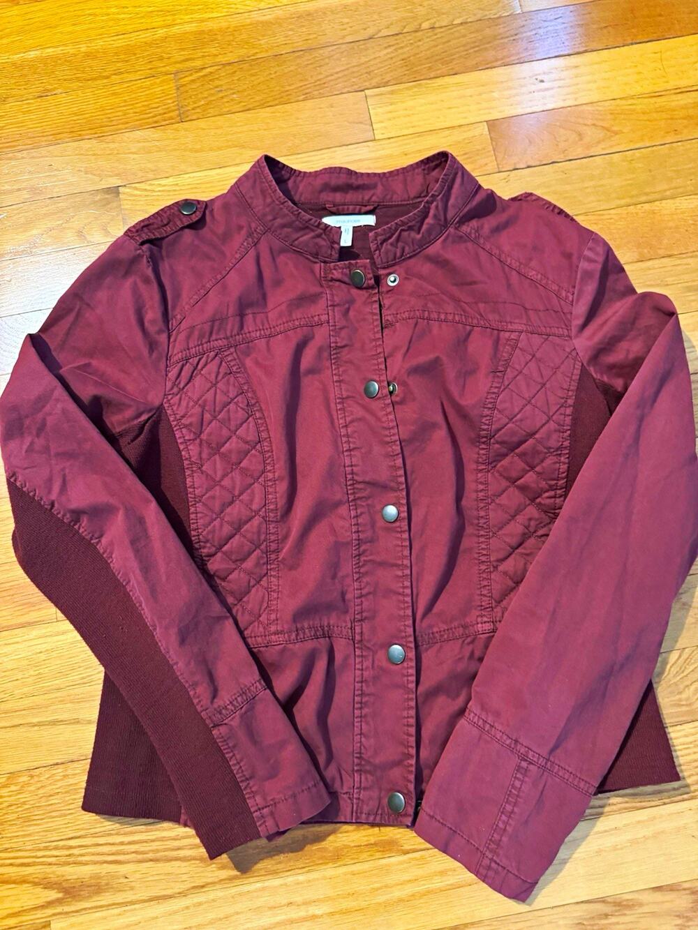maurices Women’s Burgundy Quilted Button Front Jacket w/ Pockets Size L